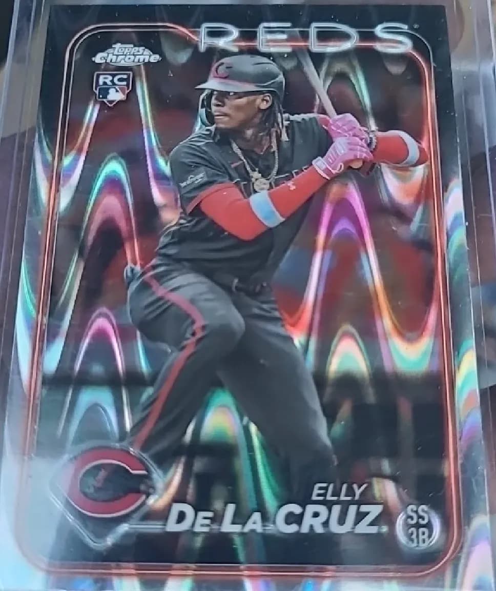 Elly De La Cruz [RayWave Blue Refractor] #44