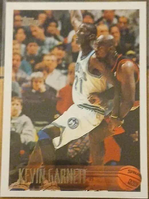 Kevin Garnett [Refractor] #45