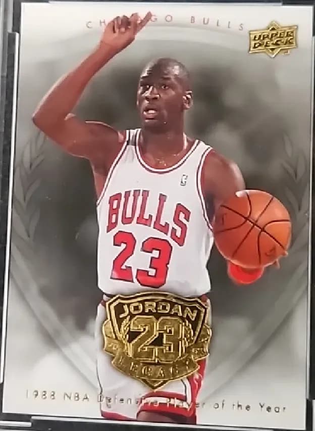 Michael Jordan [Gold] #28