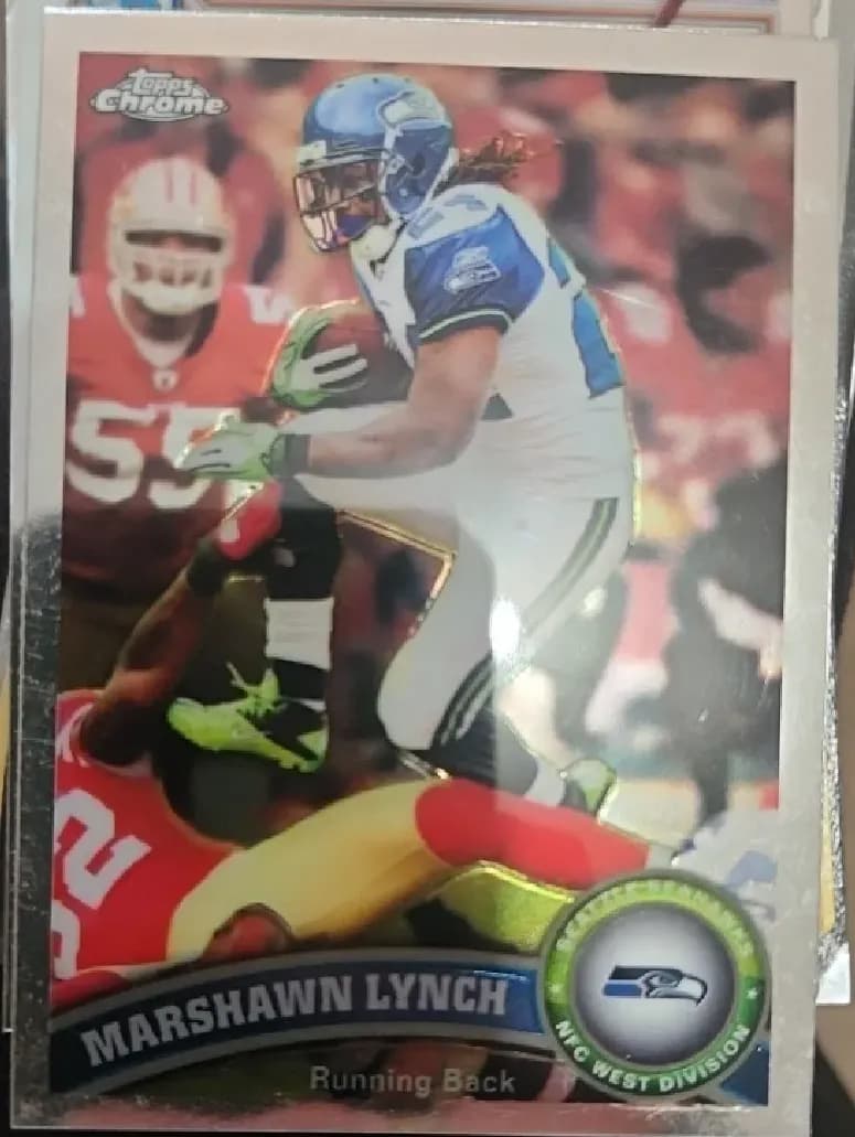 Marshawn Lynch [Orange Refractor] #18