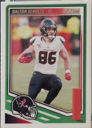 Dalton Schultz #32