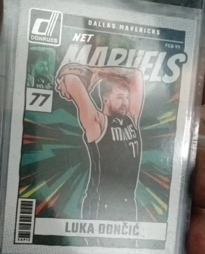 Luka Doncic [Hyper] #16