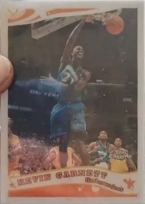 Kevin Garnett [Refractor] #64